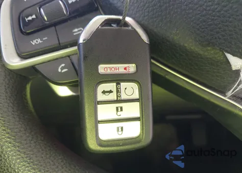 2019 Honda Insight Ex z USA, uszkodzony, nr VIN 19XZE4F58KE013396